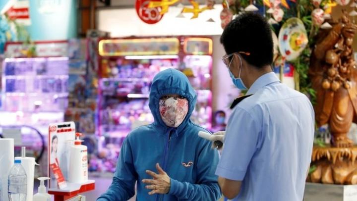 Hotspot Matrix: Biến 3 kiểu giày