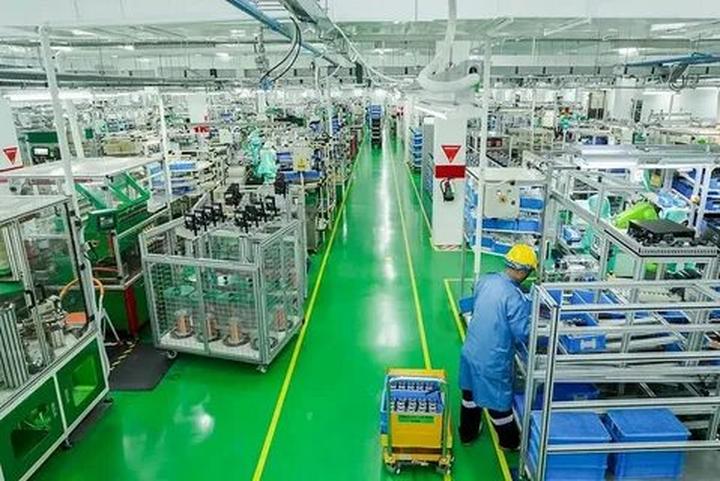 Sự Bùng Nổ Của Video Ngắn và Trí Tuệ Nhân Tạo: Vai Trò Thiết Yếu Của Đào Tạo Kỹ Năng Sáng Tạo Nội Dung_dịch vụ hậu kỳ video